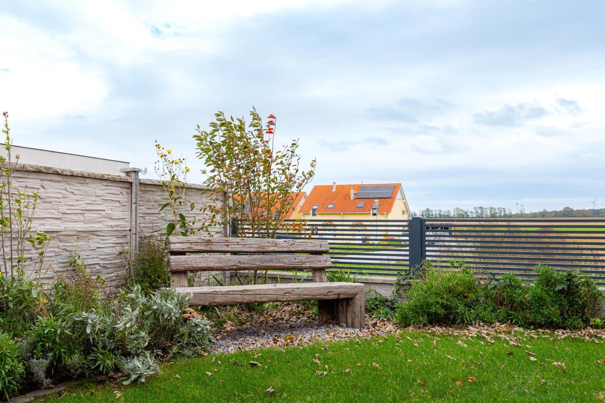 Villa Rose Close To Vienna & Airport Maria Ellend Exterior foto